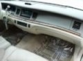 1997 LINCOLN Town Car 4dr Sdn Executive