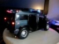 1:18 HUMMER POLICE CAR WITH WORKING LIGHTS