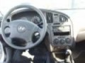 2004 HYUNDAI ELANTRA