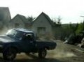 2 Wheeling a Hilux attempt to roll