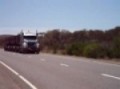 Australian Train Road. Cami�n Tren Australiano. Cami�n con 5 remolques