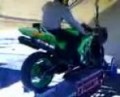 ZX10R dyno, smokes the tire